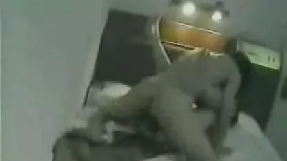 Teman saya hanya boket toket gede cinta