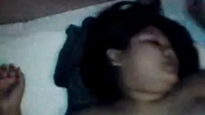 End untuk mengubah video ngenyot toket di kamar hotel