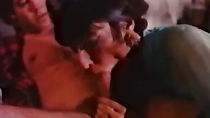 Cukur toket indo gede jembut pukas
