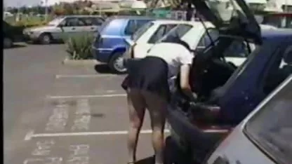 Tiffany membungkuk video ngenyot toket dan hidup dalam gaya